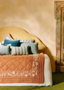 Sezane Les Tissus|Courtepointe Brodée