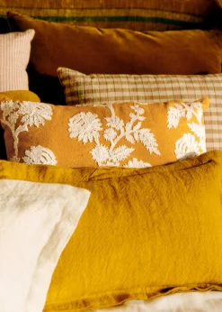 Sezane Les Tissus|Coussin Brodé -  Grand Modèle