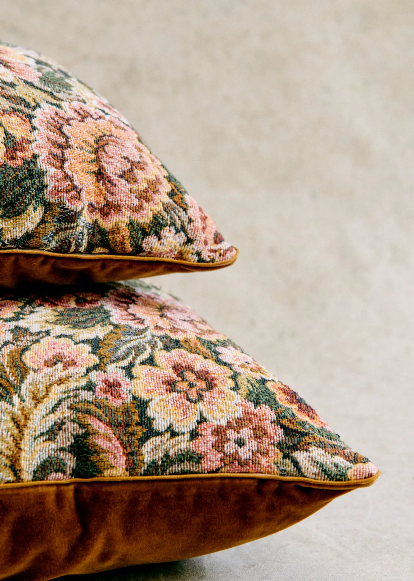 Sezane Les Tissus|Coussin Vintage - Petit Modèle