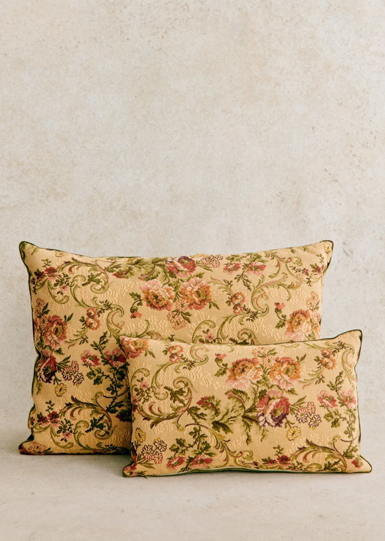 Sezane Les Tissus|Coussin Vintage - Petit Modèle