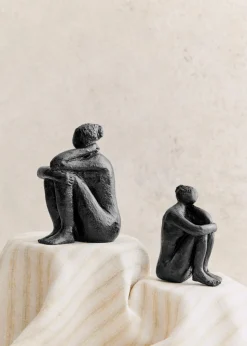 Sezane Les Invités|Sculpture Guénolée Courcoux - Femme Dans Ses Pensées Petit Modèle