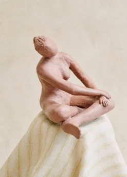 Sezane Les Invités|Sculpture Guénolée Courcoux - La Femme Grand Modèle