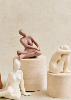 Sezane Les Invités|Sculpture Guénolée Courcoux - La Femme Grand Modèle