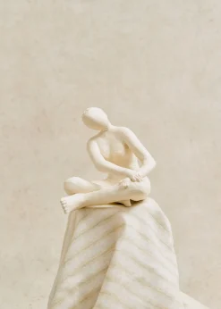 Sezane Les Invités|Sculpture Guénolée Courcoux - La Femme Grand Modèle