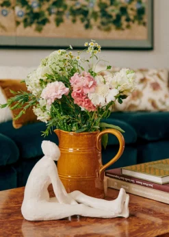 Sezane Les Invités|Sculpture Guénolée Courcoux - Femme Jambes Allongées Grand Modèle