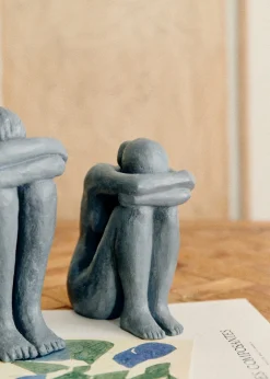 Sezane Les Invités|Sculpture Guénolée Courcoux - Femme Assise Petit Modèle