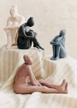 Sezane Les Invités|Sculpture Guénolée Courcoux - Femme Dans Ses Pensées Petit Modèle